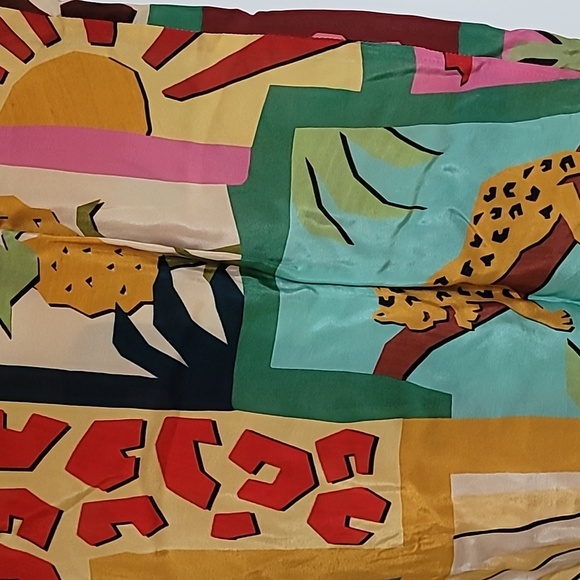 FARM Rio Tropical Collage Pajama Shirt Silky Viscose Blouse - Picture 7 of 13